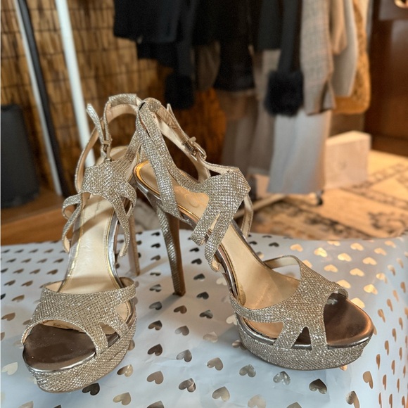 Jessica Simpson Glittering Gold Strappy Heels - Picture 7 of 16